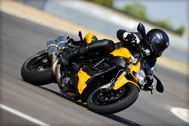 Ducati Streetfighter 848 - 11 - ducati