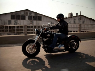 Harley-Davidson Softail Slim: štíhlý Američan