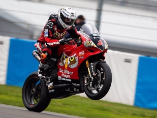 BSB - Silverstone: Glenn Irwin vyhrál gumový poker, 8. Smrž!