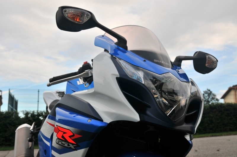 Test Suzuki GSX-R 1000: z jiné planety - 10 - gsxr10002012 gsxr1000120111