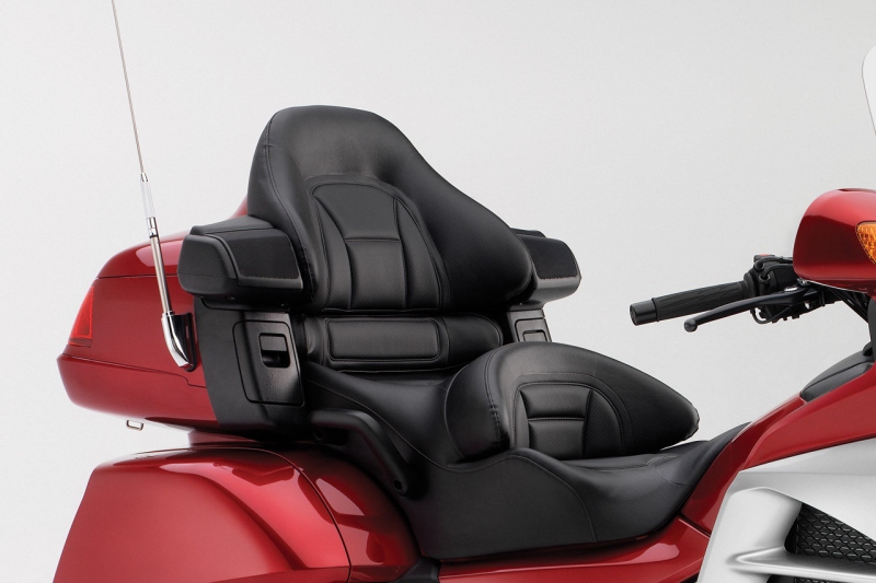 Honda GL1800 Gold Wing 2012 - 8 - gw 12