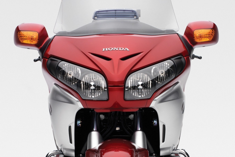 Honda GL1800 Gold Wing 2012 - 9 - gw 12