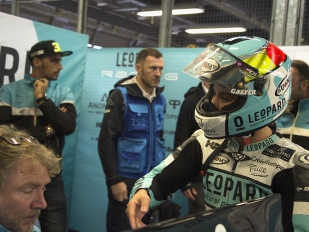 V Moto3 je na čele lídr Joan Mir, 19. Kornfeil
