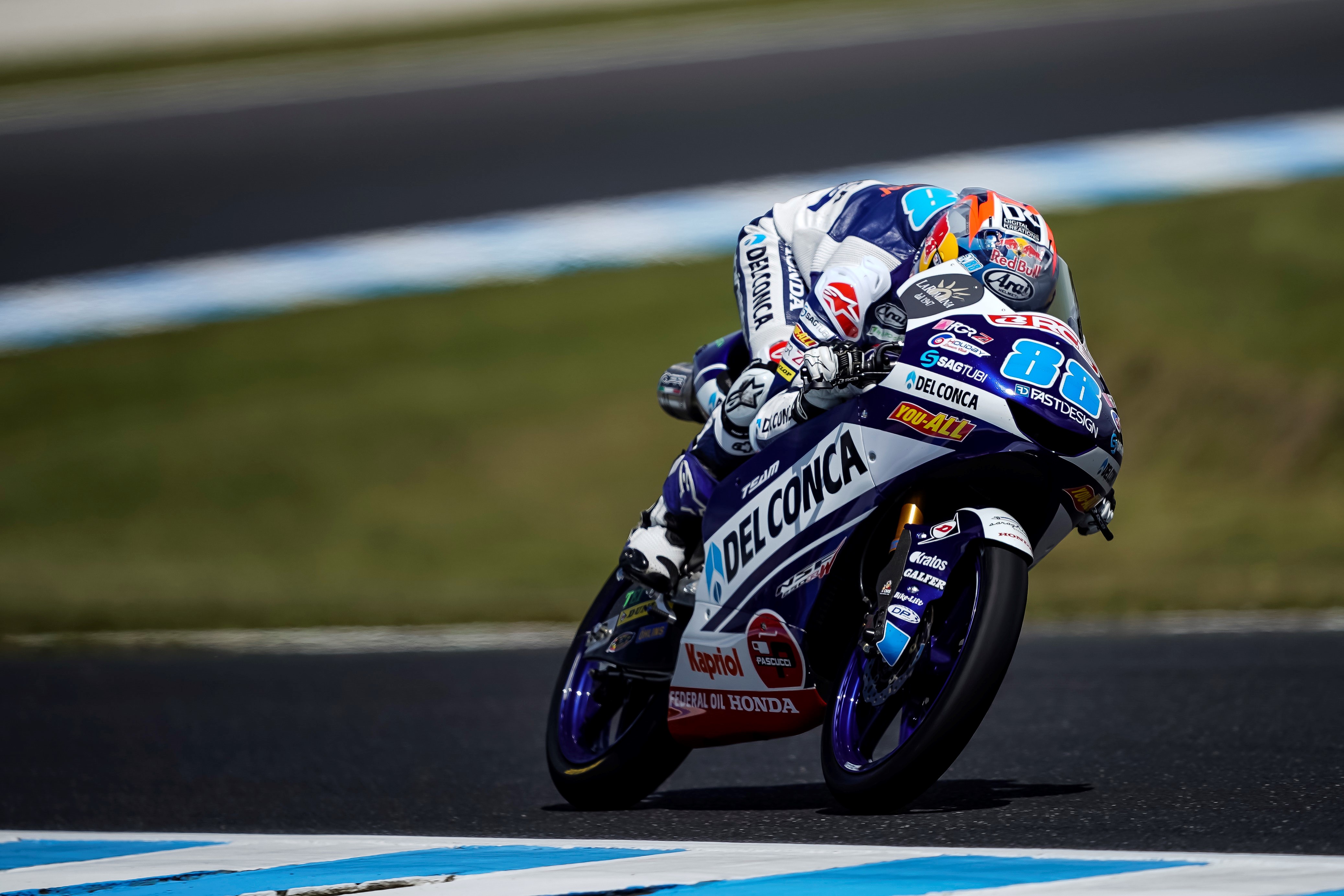Drama v Moto3 vyhrál v Down Under Arenas, 9. Kornfeil