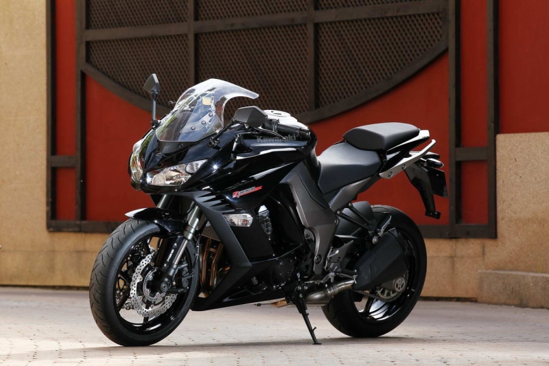 Kawasaki Z1000 SX: SeXy lidovka  - 24 - ZSX