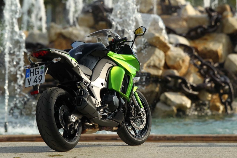 Kawasaki Z1000 SX: SeXy lidovka  - 23 - ZSX