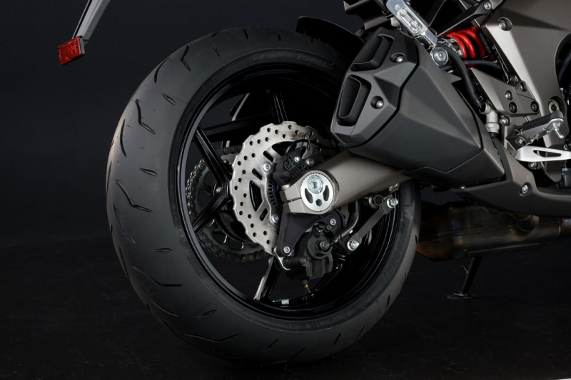 Kawasaki Z1000 SX: SeXy lidovka  - 7 - ZSX