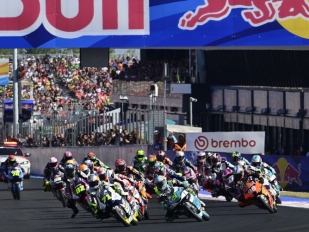 Hlavní obrázek k článku: Převrat v Moto3: Závody ve zbrojení se musí zastavit