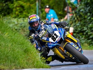 Vítězem Superbike v Hořicích Lukas Maurer