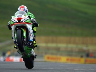 Pole Position v BSB-Knockhill si vyjel Mossey, 8. Smrž 