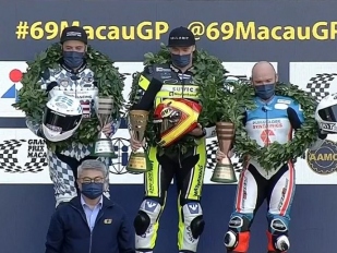 Hlavní obrázek k článku: GP Macau vyhrál Kostamo, Holán kvůli elektrice out