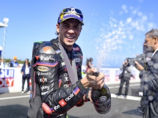 Hlavní obrázek k článku: Sprint Race dominancí Aprilie