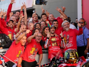 Hlavní obrázek k článku: Drama ve finále ve Valencii, Bagnaia obhájil titul mistra světa vítězstvím