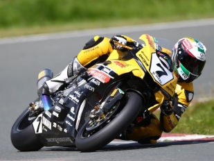 IDM*Superbike - Schleiz: PP pro Fritze, 9. Halbich