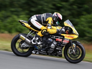 IDM*Superbike - Schleiz: Halbich si vyjel další pódium, ale...