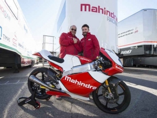 Max Biaggi a Mahindra: Rivalem není VR46