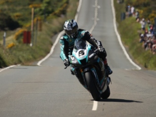 Superbiky vyhrál rovněž Michael Dunlop 