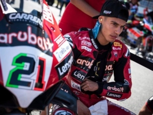 Hlavní obrázek k článku: Překvapivý obrat: Rinaldi zůstává u Ducati, ale...