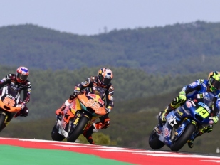 V Portimau vyhrál Moto2 Moreira, 15. Salač