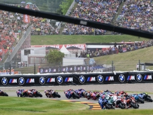 Hlavní obrázek k článku: Zkrácené Moto2 pro Denize Öncü, 10. Salač