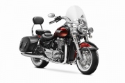 Triumph Eicma my14_thunderbird-lt_lava-red-phantom-black_f3q-