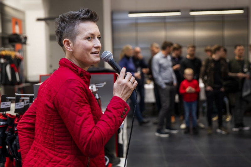 Ducati Prague se přestěhovalo do nových a větších prostor - 2 - 1 nova prodejna Ducati Praha otevreni (30)