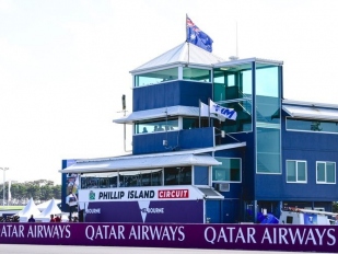 Hlavní obrázek k článku: Úvod MS-Superbike 2025 na Phillip Islandu: 24 motocyklů