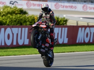 Hlavní obrázek k článku: Pole Position pro finále si vyjel Marco Bezzecchi, 16. Bagnaia; 17. Martin 