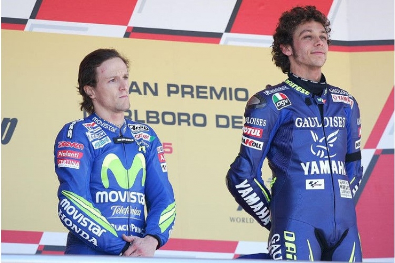Sete Gibernau: Jeho nepřátelství s Valentinem Rossim - 2 - rossi a gibernau 3