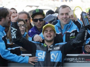 Romano Fenati kontra Uccio Salucci