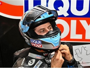 V Moto2 překvapivě lídrem Marcel Schrötter