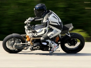 SE Service Harrier: nekompromisní unikát