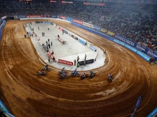 Superprestigio Dirt Track: Marc Márquez prahne po odvetě