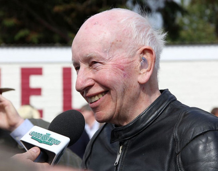 Zemřel John Surtees, mistr světa na motocyklu i ve formuli - 2 - surtees05