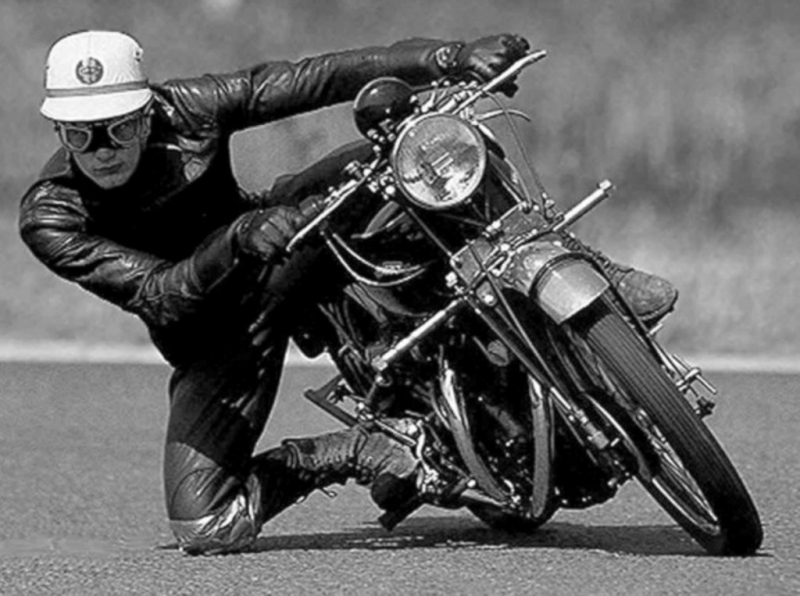Zemřel John Surtees, mistr světa na motocyklu i ve formuli - 6 - surtees01