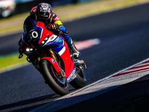 8h Suzuka vyhrála favorizovaná dvojice Hondy, YART out