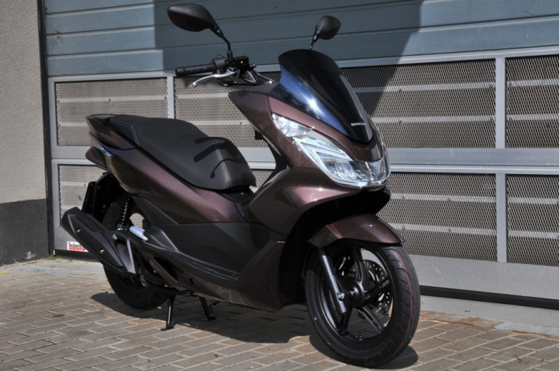 Test Honda PCX 125: společník do města - 12 - 1 test Honda PCX 12513