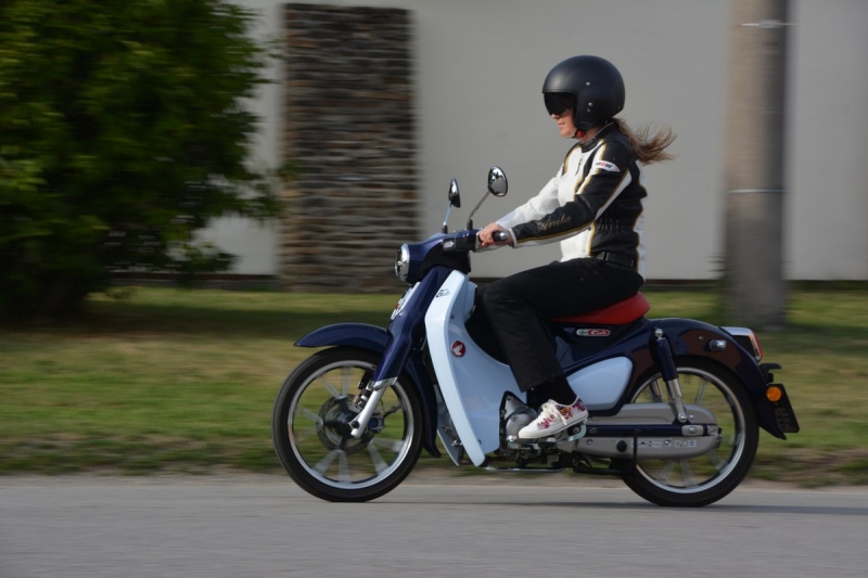 Test Honda Super Cub C125: japonská legenda - 1 - 1 test Honda Super Cub C125 (3)