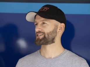 Hlavní obrázek k článku: Comeback 37-letého Toma Sykese v šampionátu WorldSBK