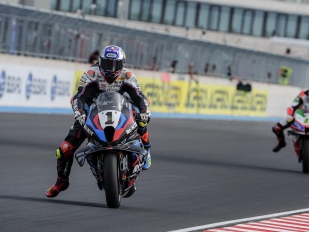 Superpole Superbike kořistí Topraka