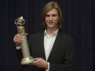 Karel Hanika vyhrál Zlatá řídítka!